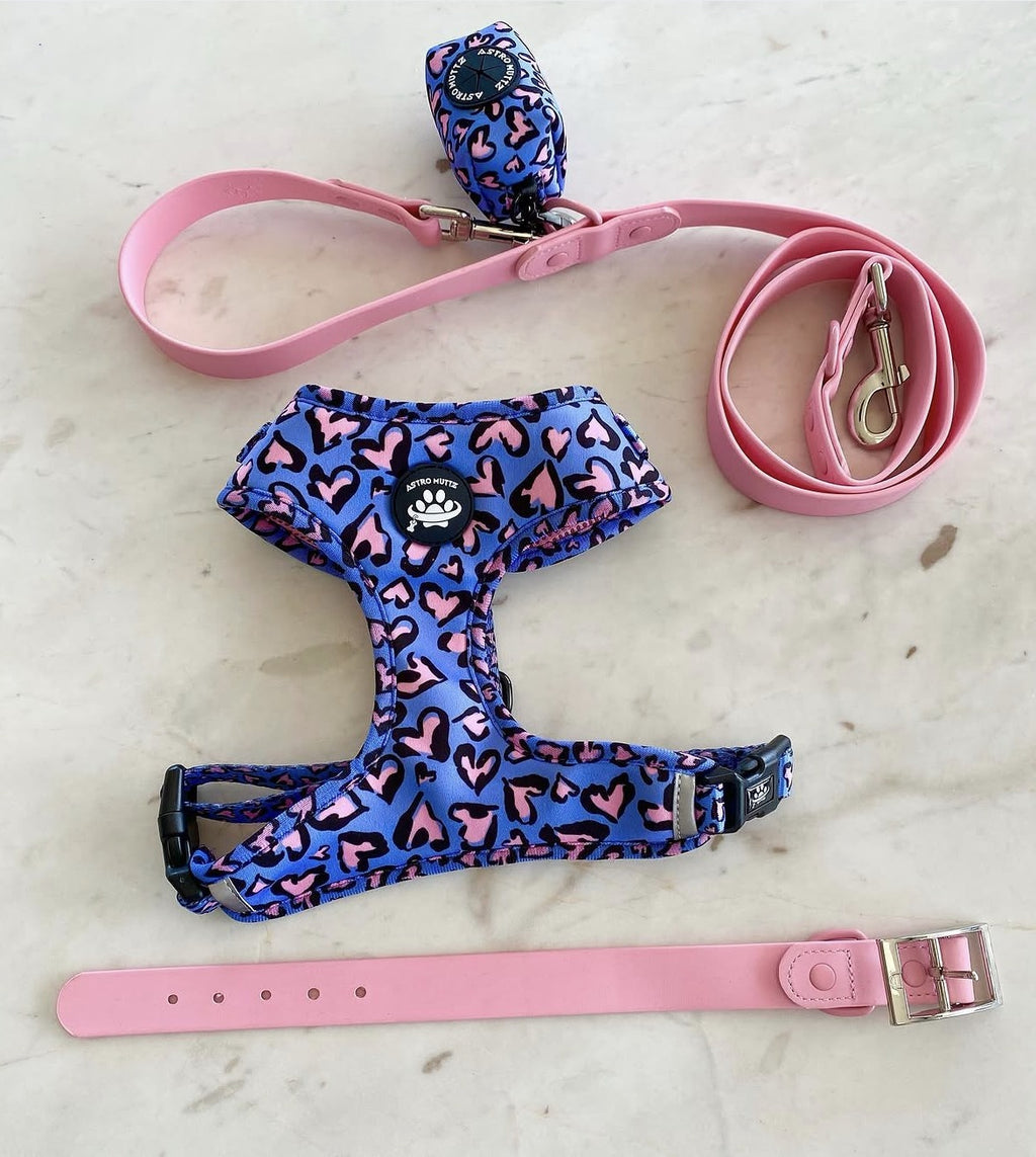 Wild Heart Poo Bag Holder
